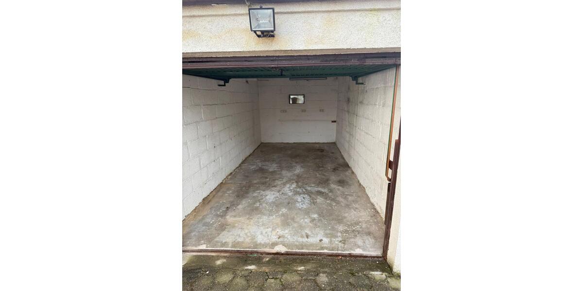 Doppelhaushälfte Meerbusch - 5 Zimmer, 100 m&sup2;, 350.000&euro; | Angebot:25001741