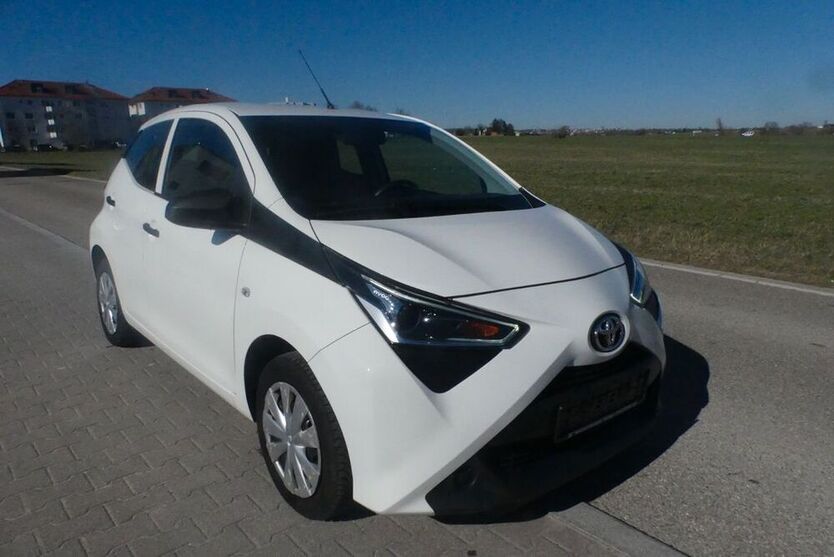 Aygo (X)