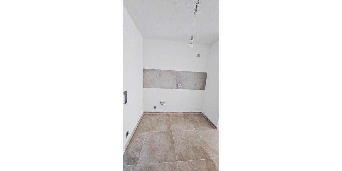 Schöne 2 Zimmer keller Wohnung zu vermieten 2 zimmer