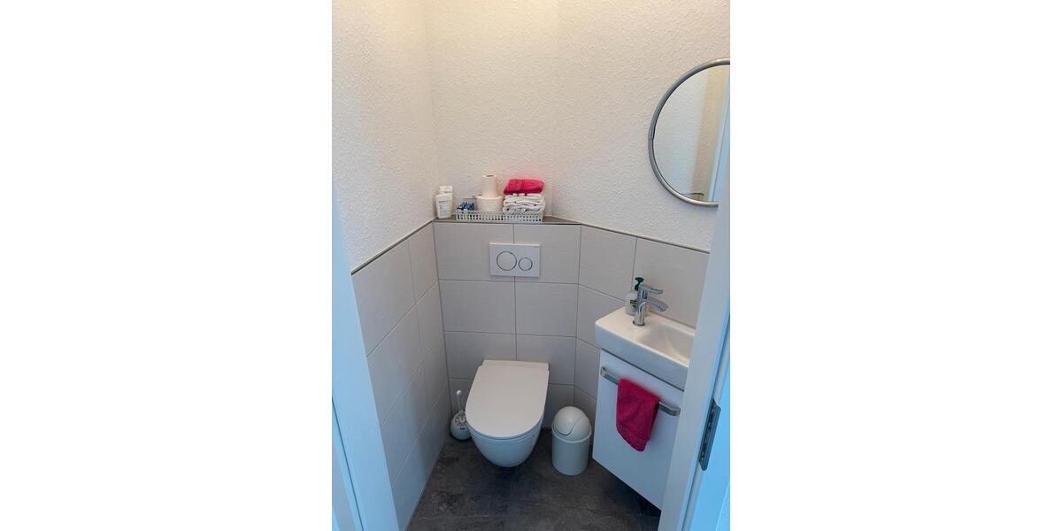 Erdgeschoßwohnung Blomberg - 3 Zimmer, 110 m&sup2;, 1.800&euro; | Angebot:19719172