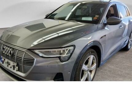 Audi e-tron 113.586 km 35.770 &euro; Detmold 32756