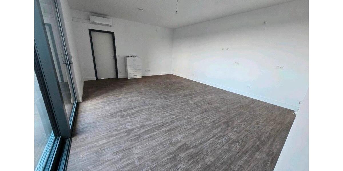 Einfamilienhaus Burg - 2 Zimmer, 77 m&sup2;, 700&euro; | Angebot:25721882