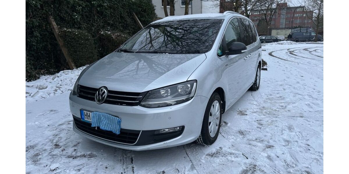 VW Sharan 199.999 km 12.799 &euro; hamburg 22769