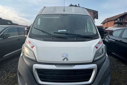 Peugeot Boxer 272.000 km 5.750 &euro; Hückelhoven 41836