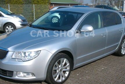 Skoda Superb 276.575 km 4.499 &euro; Halle/Saale 06116