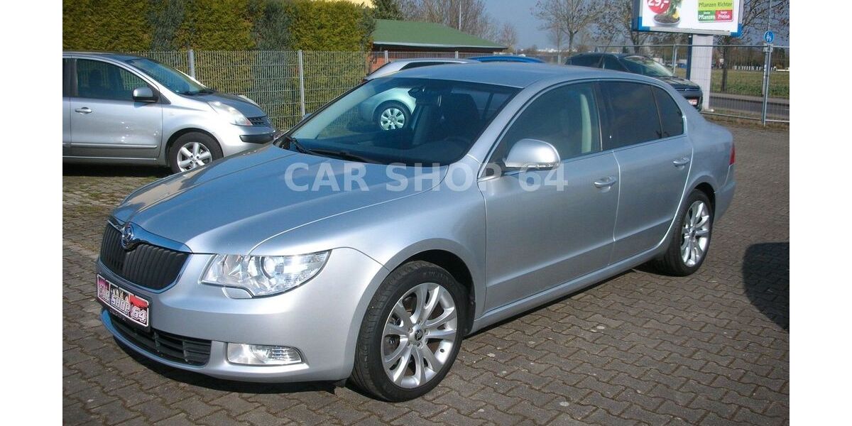 Skoda Superb 276.575 km 4.499 &euro; Halle/Saale 06116