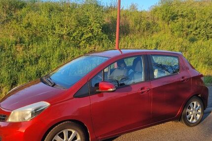 Toyota Yaris 7.500 km 8.500 &euro; Birkenfeld 55765