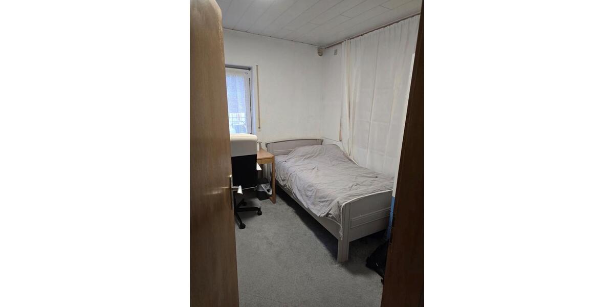 Erdgeschoßwohnung Dillenburg - 4 Zimmer, 100 m&sup2;, 950&euro; | Angebot:26267007