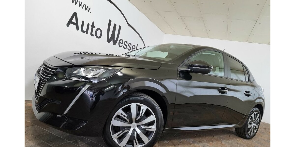 Peugeot 208 Active Pack LED Kamera APP Tempomat SHZ 16.750 km 14.450 € Garrel 49681