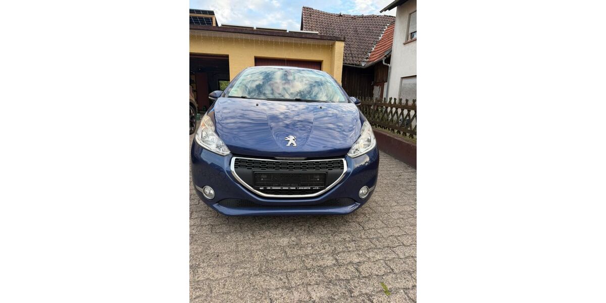 Peugeot 208 153.000 km 4.150 &euro; Lichtenau 77839