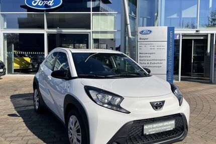 Toyota Aygo (X) 1.150 km 16.990 &euro; Wiesbaden 65203