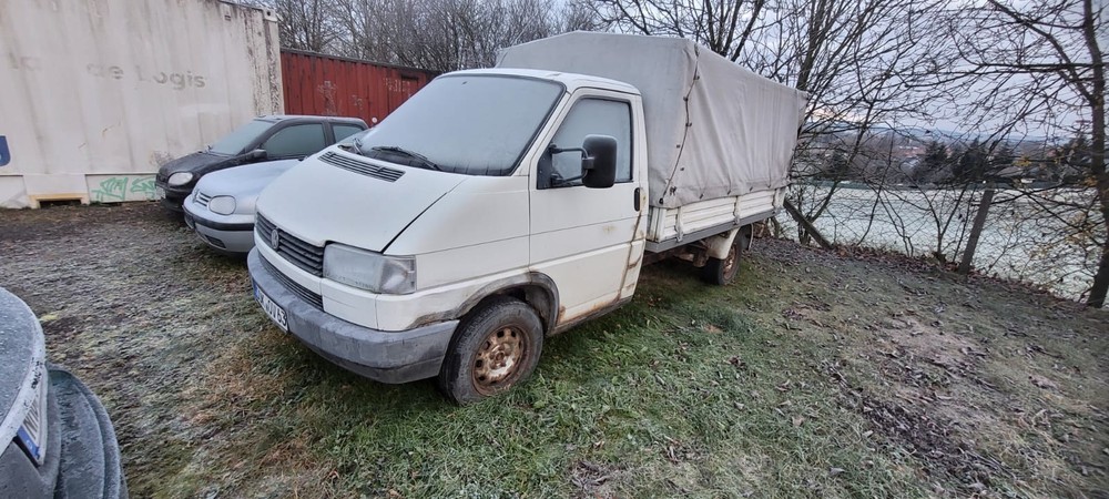 VW T 4 160.000 km 1.400 &euro; Pößneck 07381