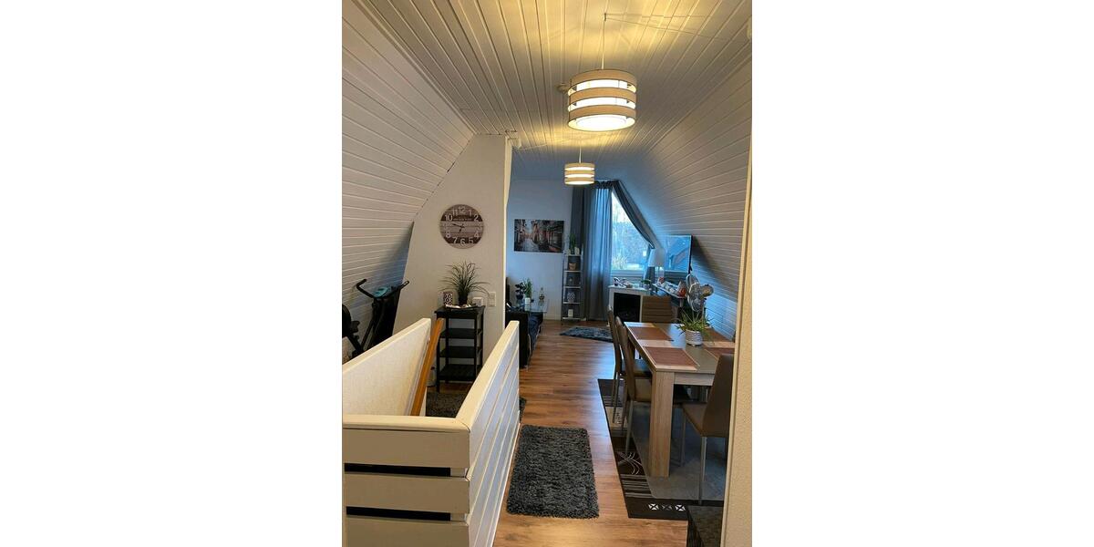 Dachgeschoßwohnung Norderstedt Garstedt - 2 Zimmer, 50 m&sup2;, 1.300&euro; | Angebot:25324552