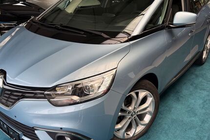 Renault Scenic 118.798 km 10.399 &euro; Freudenberg 57258
