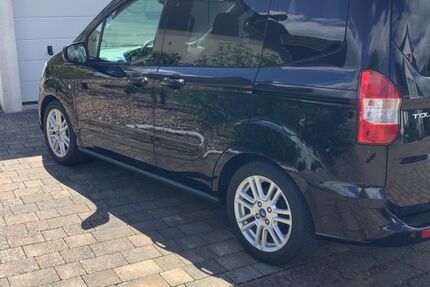 Ford Tourneo Courier 21.000 km 14.600 &euro; Pretzfeld 91362