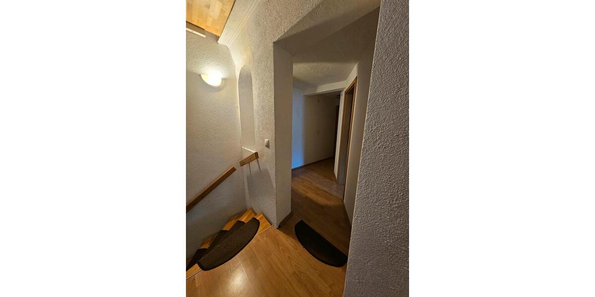 Doppelhaushälfte Frankenthal (Pfalz) - 5 Zimmer, 155 m&sup2;, 1.550&euro; | Angebot:24851570