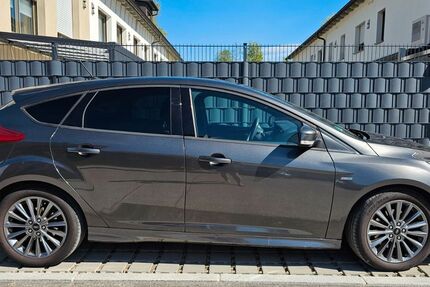 Ford Focus 93.800 km 9.190 &euro; Ainring 83404