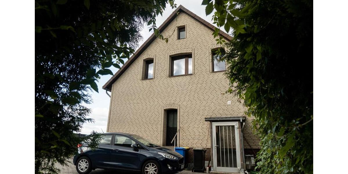 Einfamilienhaus Herford Diebrock - 6 Zimmer, 121 m&sup2;, 200.000&euro; | Angebot:27108855