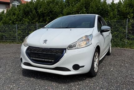 Peugeot 208 149.000 km 1.245 &euro; Alsdorf 52477
