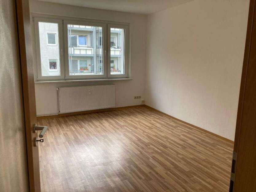 Modernisierte 3 Zimmer Wohnung mit Dusche. Ultramoderne Pelletheizung ! 3 zimmer