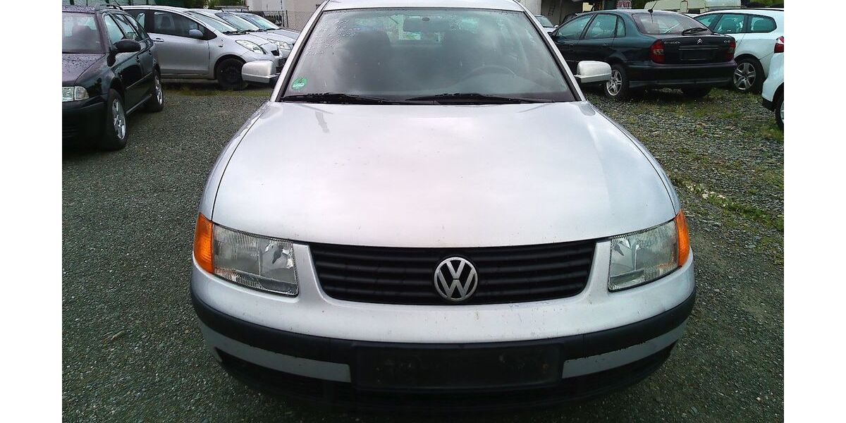 VW Passat 99.000 km 800 &euro; Plauen 08523