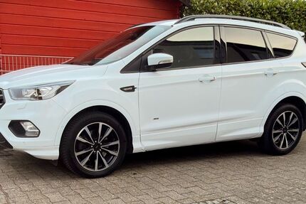 Ford Kuga 166.100 km 12.499 &euro; Münster 48157