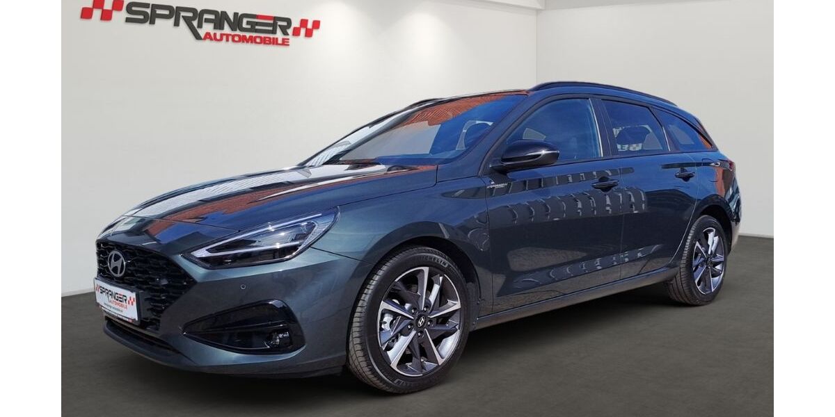 Hyundai i30 7.500 km 26.550 &euro; Calden - Westuffeln 34379