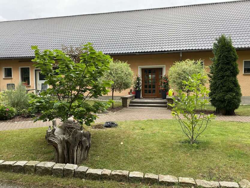 Haus zum Kaufen in Grünheide 795.000 € 370 m²