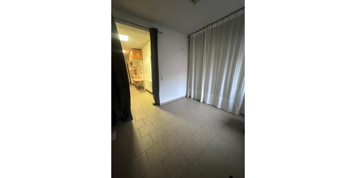 Gewerbeobjekt Glauchau - 425&euro; | Angebot:25996117