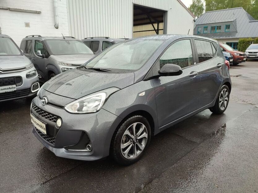 i10