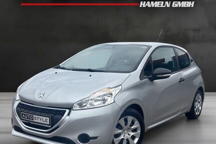 Peugeot 208 72.000 km 3.890 &euro; Hameln 31789