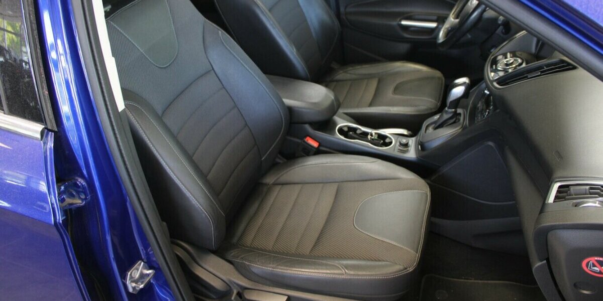 Ford Kuga 2.0 TDCI 4x4 Titanium 138.905 km 12.980 &euro; Euskirchen 53881