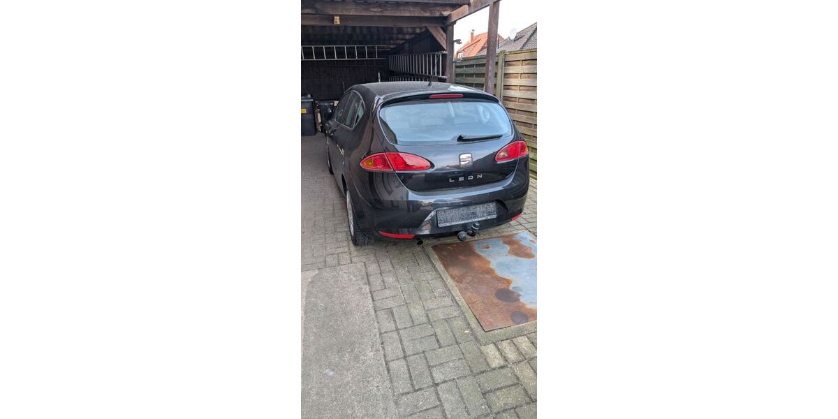 Seat Leon 153.718 km 1.850 &euro; Hassel 27324