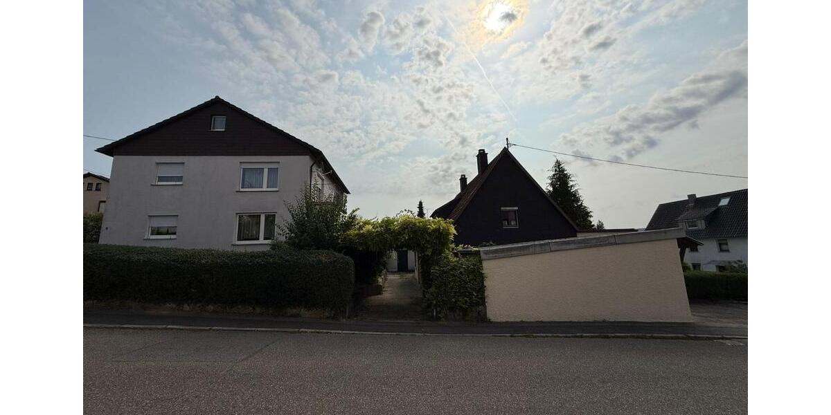 Freistehendes Einfamilienhaus Eckgrundstück 5 zimmer