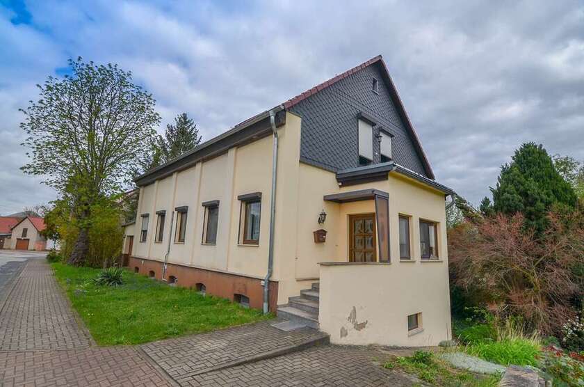 Haus zum Kaufen in Volkstedt 85.000 € 136 m² 6 zimmer
