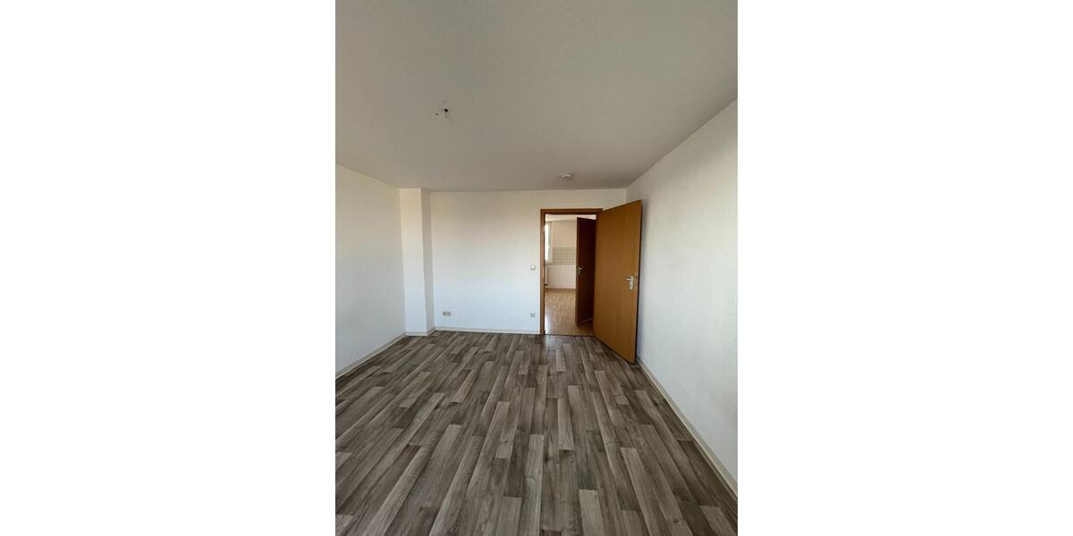 Etagenwohnung Tangermünde - 1 Zimmer, 38 m&sup2;, 307&euro; | Angebot:26384911