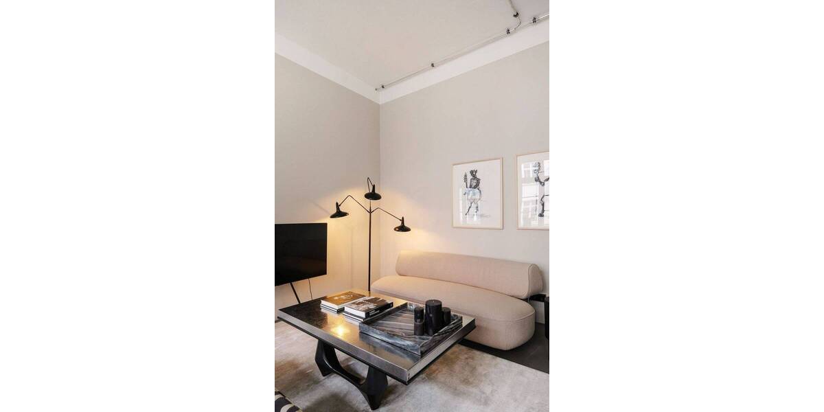 Etagenwohnung Berlin Wedding - 2 Zimmer, 70 m&sup2;, 4.990&euro; | Angebot:26857029