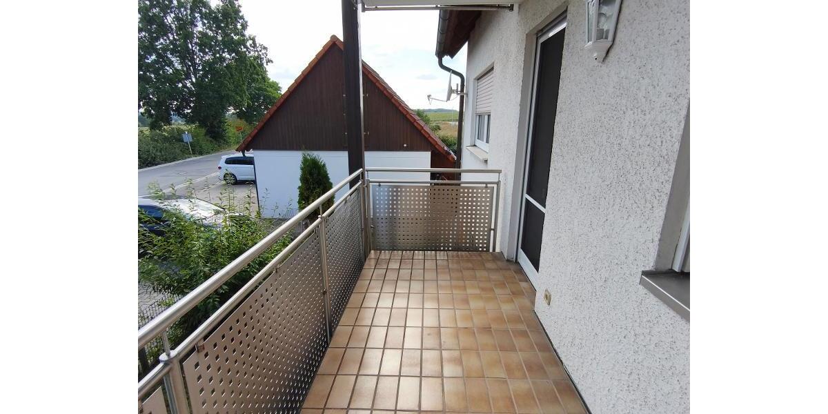 Ortsrandlage -3 Zi. Wohnung im EG mit Garage, Keller und Garten (auf Wunsch) - Etagenwohnung Adelsdorf OT | Angebot:27370413