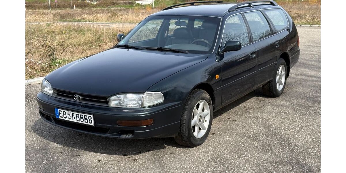 Toyota Camry 287.000 km 2.800 &euro; Süßen 73079