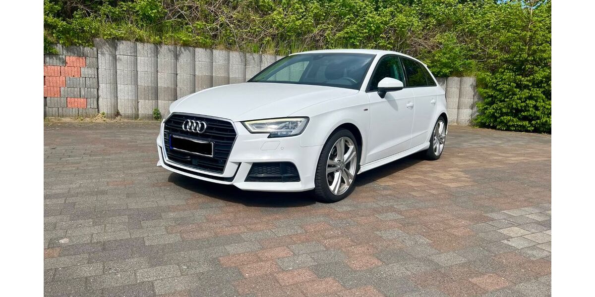 Audi A3 96.000 km 17.500 &euro; Groß wittensee 24361