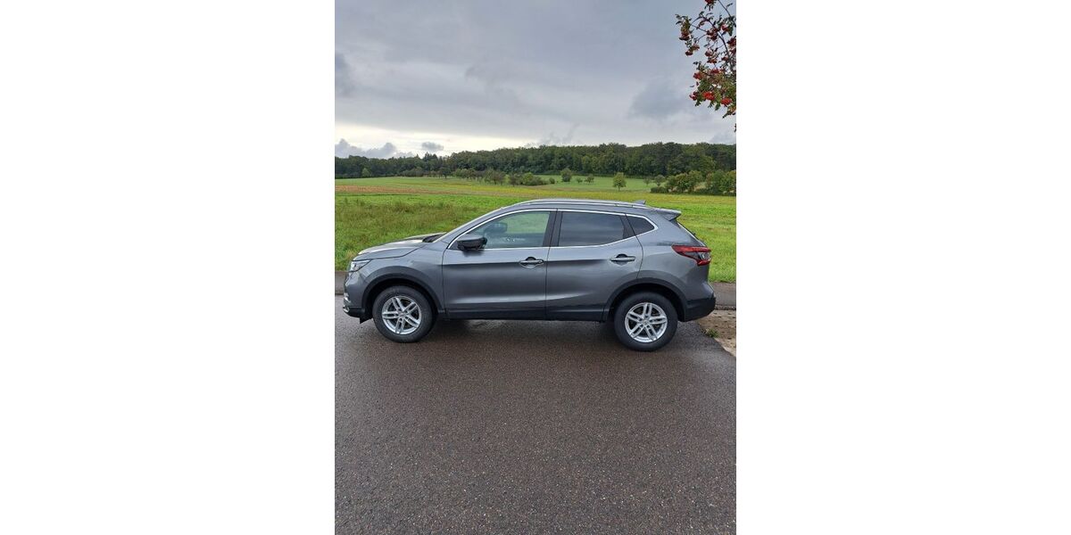 Nissan Qashqai 78.000 km 15.800 &euro; Sersheim 74372