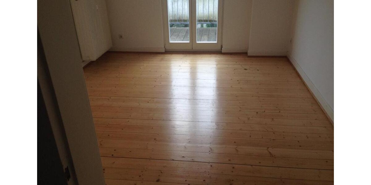 Dachgeschoßwohnung Bonn Bad Godesberg - 1 Zimmer, 18 m&sup2;, 500&euro; | Angebot:25637288