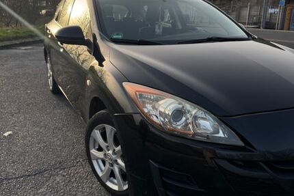 Mazda 3 182.000 km 2.300 &euro; Remscheid 42853