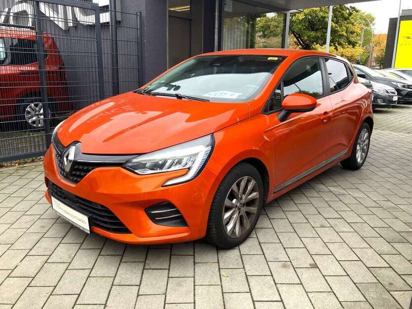 Renault Clio 25.410 km 10.999 € Berlin 10829