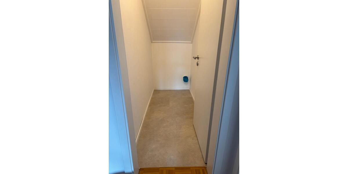 Dachgeschoßwohnung Erwitte - 4 Zimmer, 117 m&sup2;, 1.095&euro; | Angebot:24994339