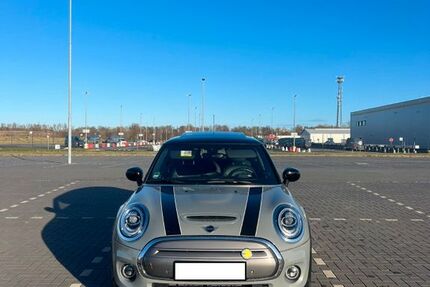 Mini Cooper SE 64.326 km 14.500 &euro; Emden 26725