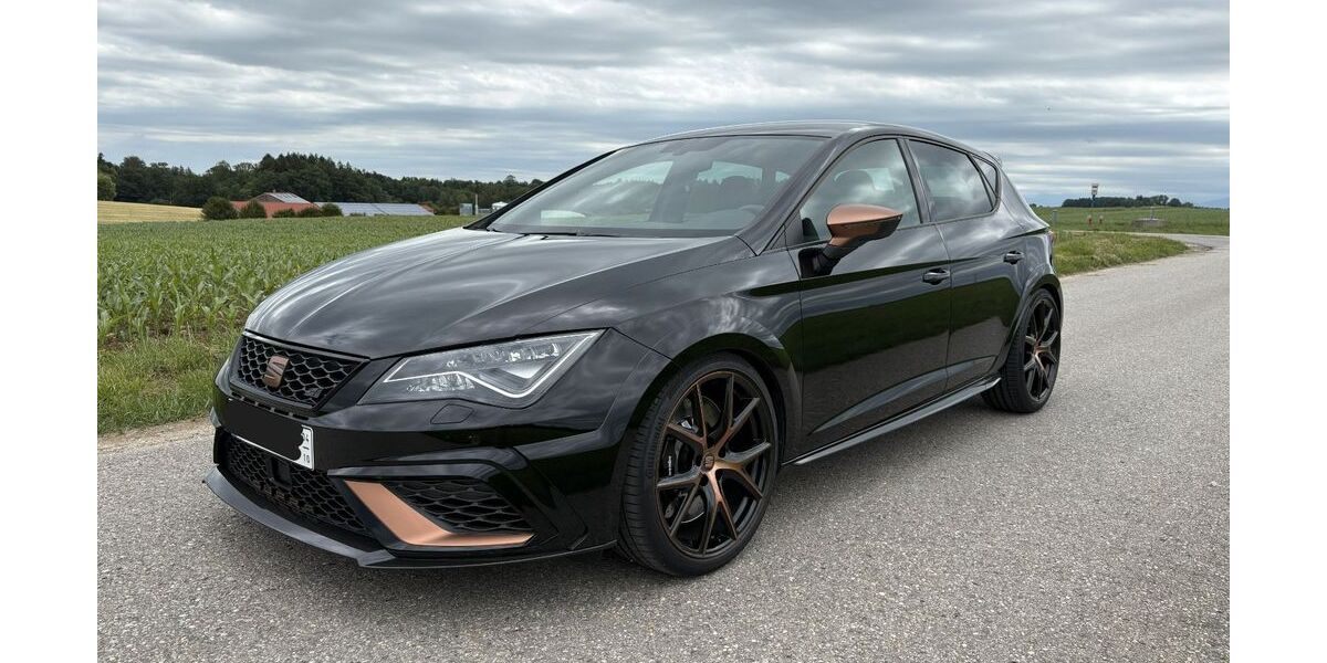 Seat Leon 45.873 km 28.500 &euro; Pfaffing 83539