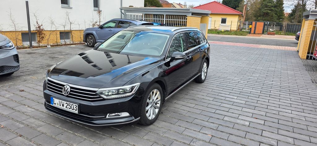 VW Passat Variant 79.000 km 25.999 &euro; Pegau 04523