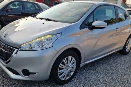 Peugeot 208 159.063 km 4.500 € Sinsheim- Reihen 74889