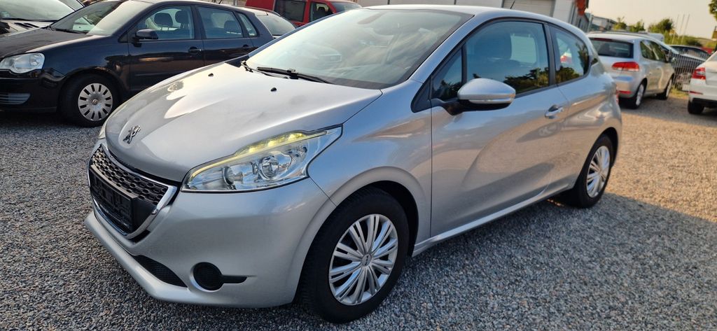 Peugeot 208 159.063 km 4.500 € Sinsheim- Reihen 74889